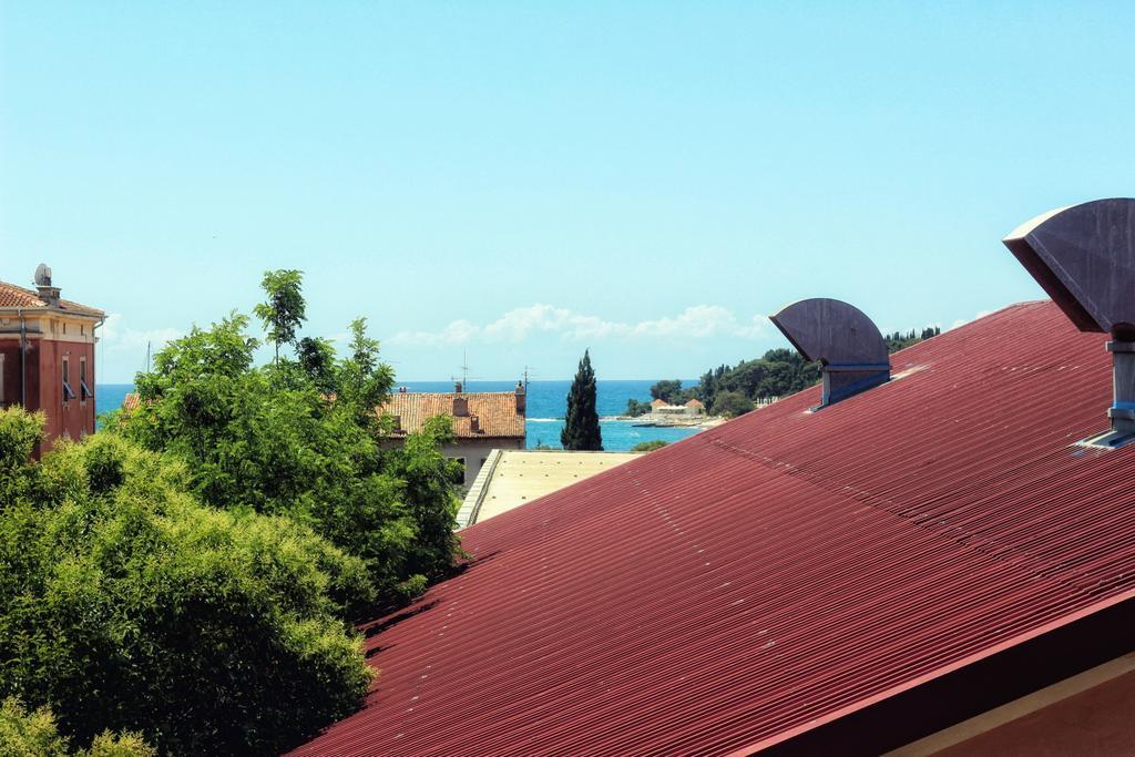 Kseni Rovinj